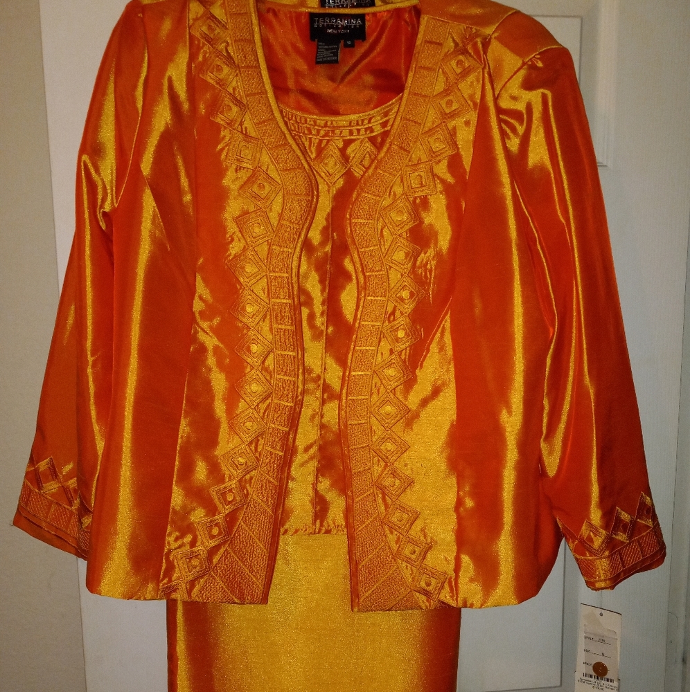 NWT Terramina 7755-Orange ( 3pc Silk Look Womens Sunday Suit Size 16